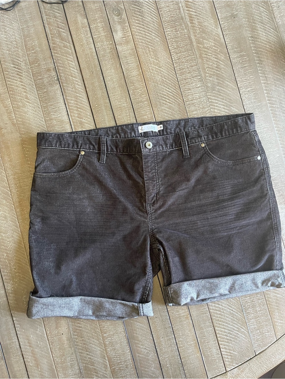 Carve Designs black  Rolled-Hem Jean Shorts